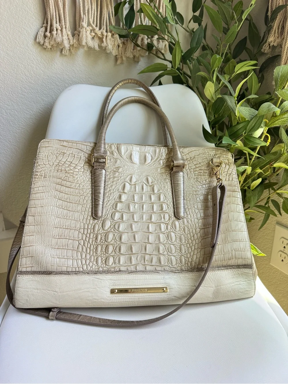 Brahmin Ivory Cream Croc Embossed Leather Large Tote Satchel Shoulder Bag